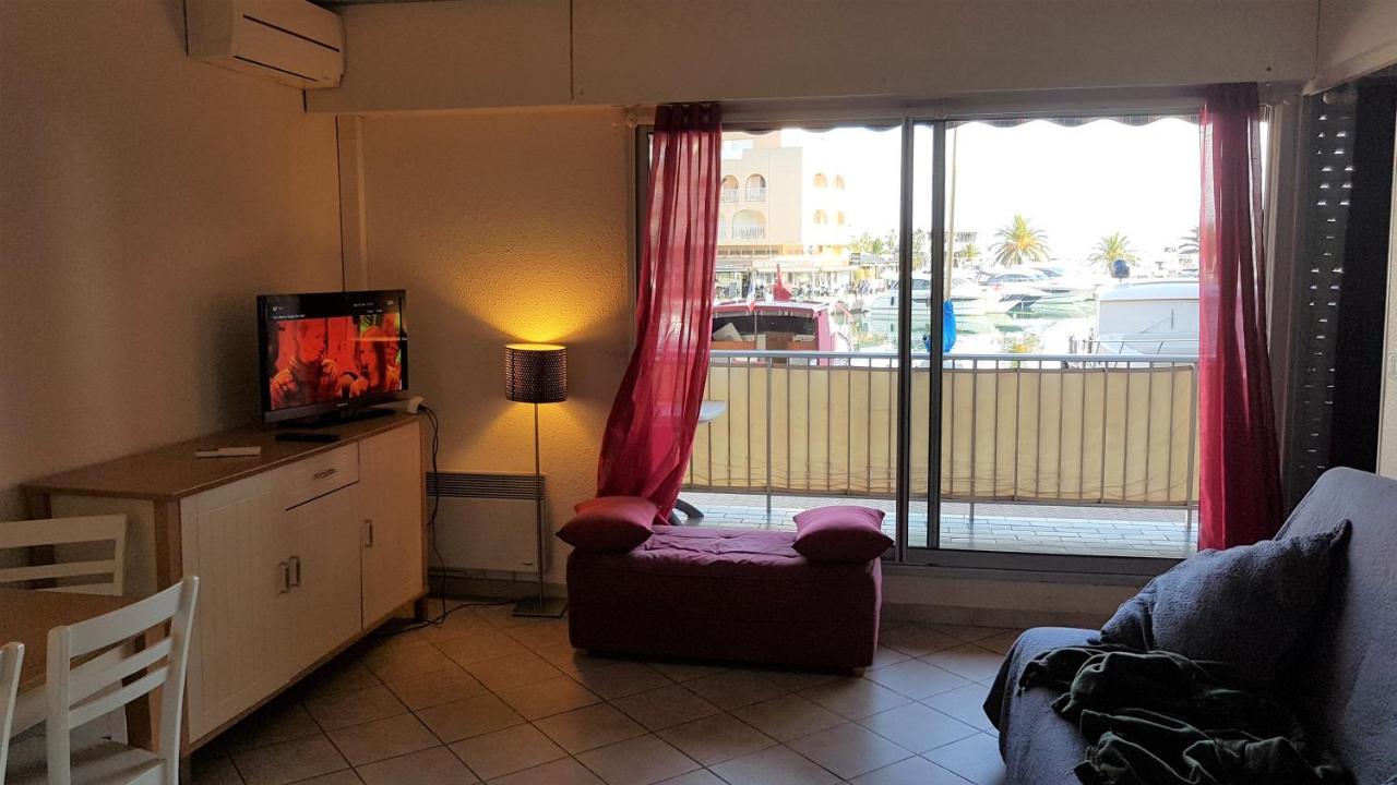 BLEU AZUR Appartement 3 étoiles Hyères Esterno foto
