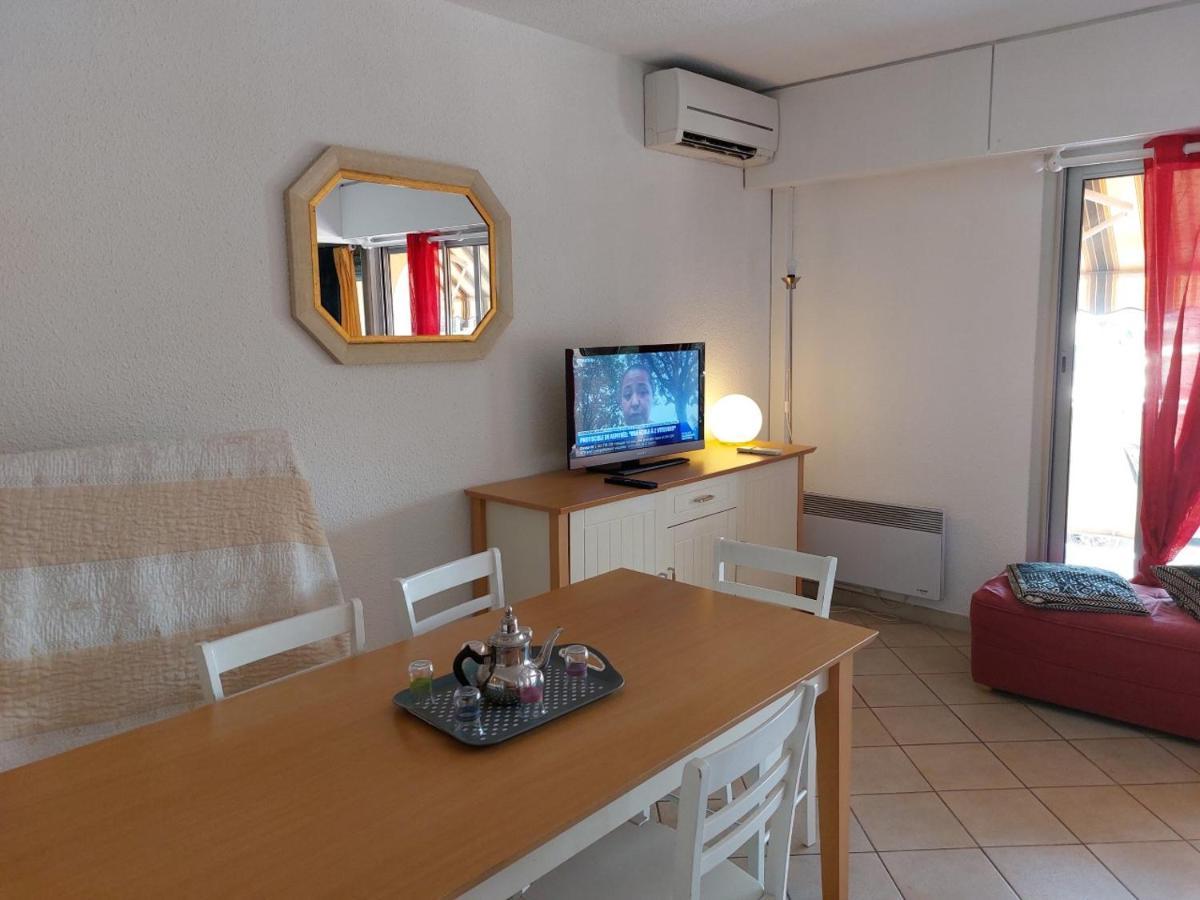 BLEU AZUR Appartement 3 étoiles Hyères Esterno foto
